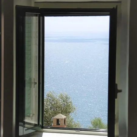 蓝色泻湖公寓 阿马尔菲